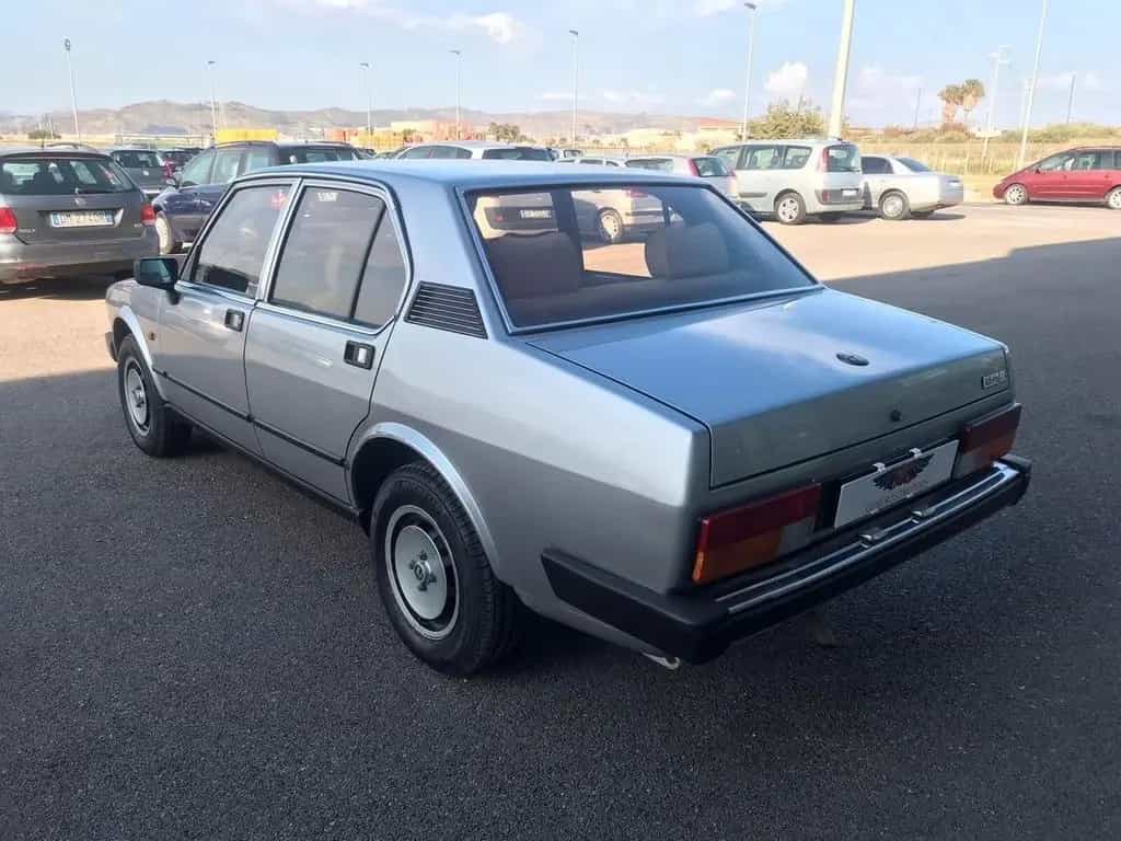 Alfa Romeo Alfetta ROMEO ALFETTA 2.0 QUADRIFOGLIO ORO 03/1983-photo-5