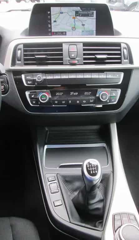 BMW 1 Series 116 i Advantage 03/2019-photo-6