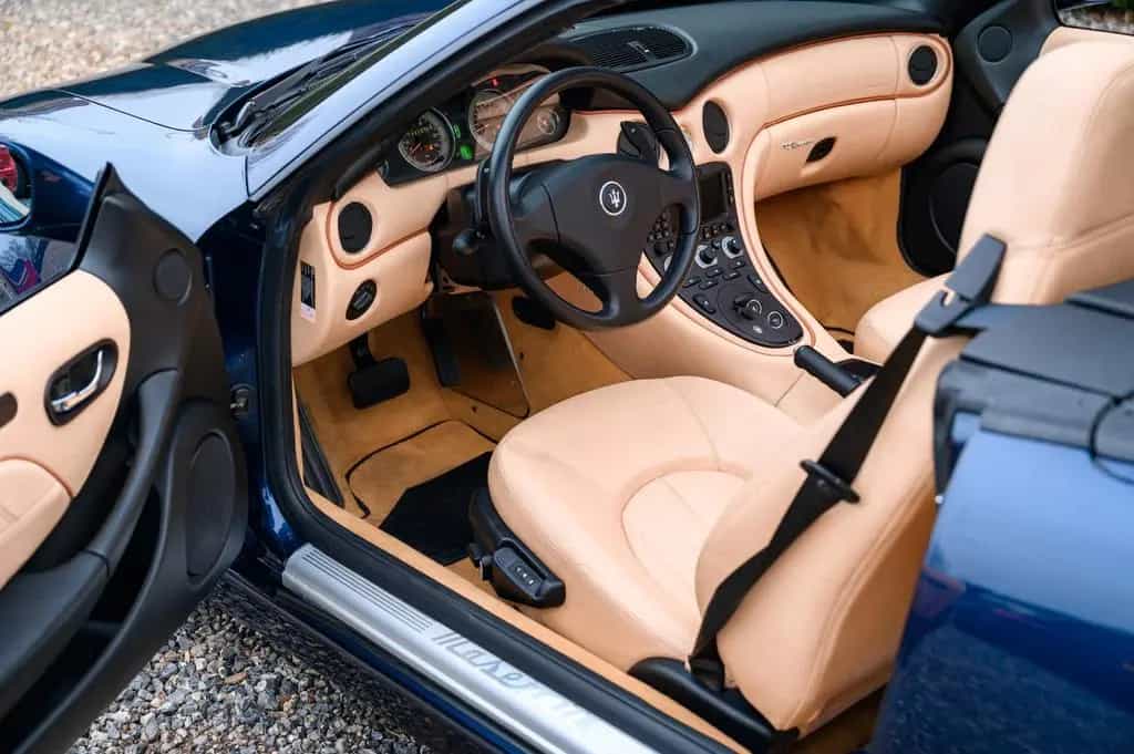 Maserati Spyder 4.2 V8 Cambiocorsa 390PS | 2. Hd. | BRD 07/2004-photo-4