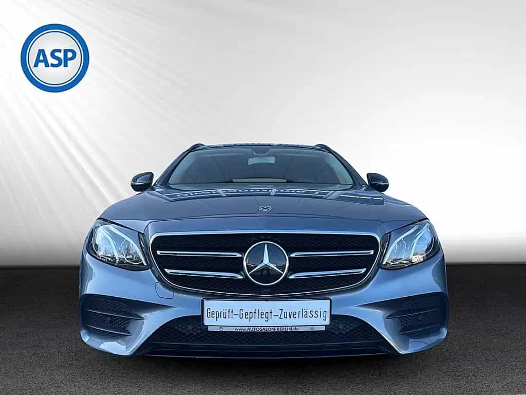 Mercedes-Benz E 300 d T 9G-tronic AMG Line LED NAV SHZ RFK STHZ 08/2019-photo-1