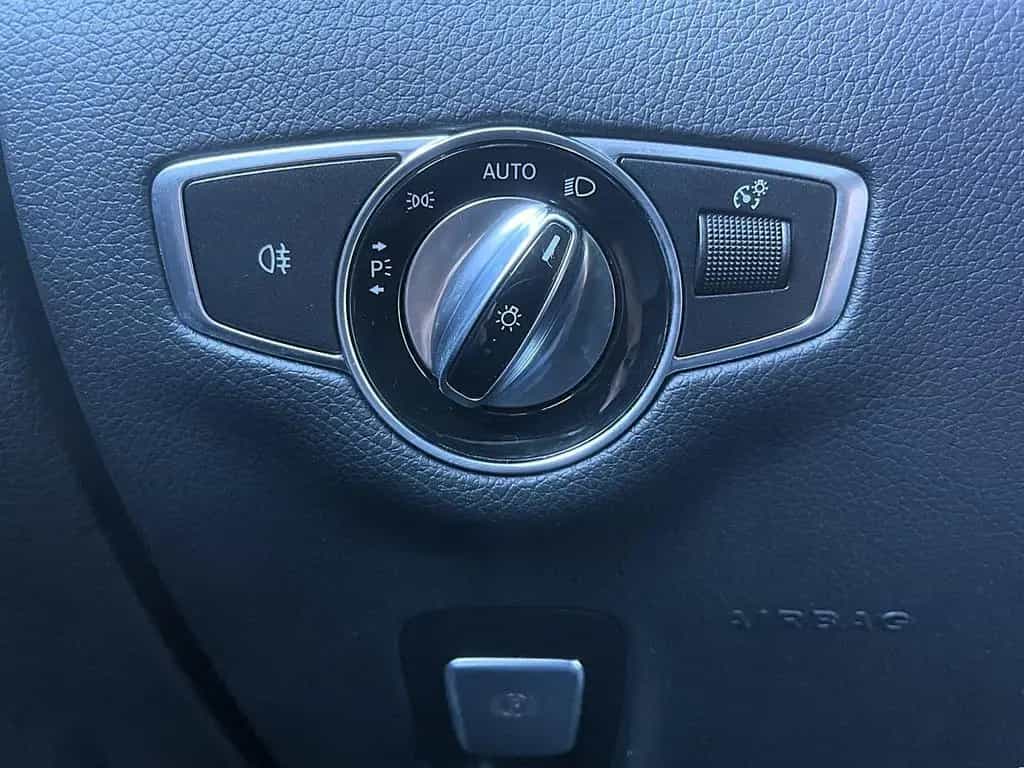 Mercedes-Benz E 300 d T 9G-tronic AMG Line LED NAV SHZ RFK STHZ 08/2019-photo-21