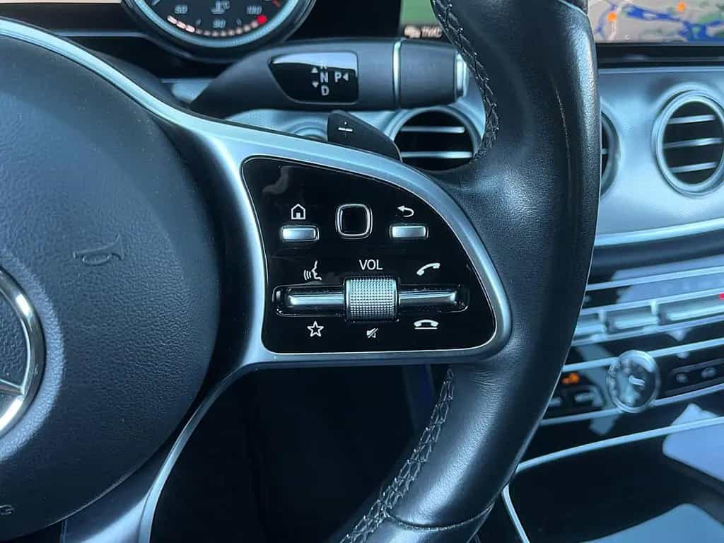 Mercedes-Benz E 300 d T 9G-tronic AMG Line LED NAV SHZ RFK STHZ 08/2019-photo-24