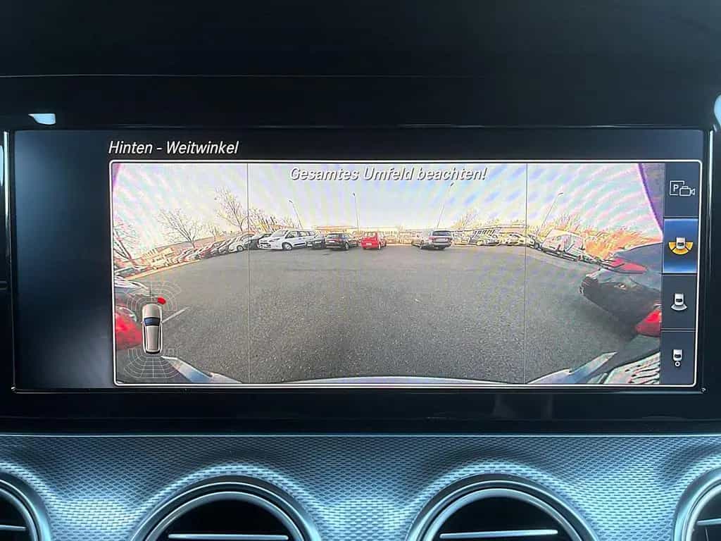 Mercedes-Benz E 300 d T 9G-tronic AMG Line LED NAV SHZ RFK STHZ 08/2019-photo-30