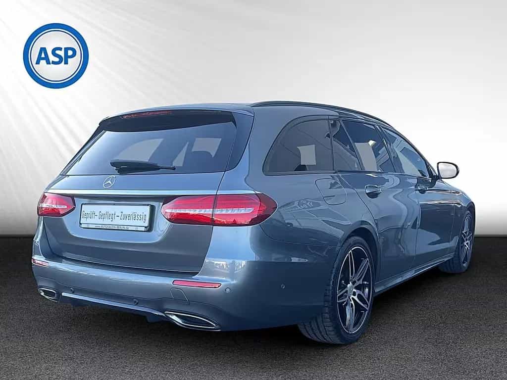 Mercedes-Benz E 300 d T 9G-tronic AMG Line LED NAV SHZ RFK STHZ 08/2019-photo-4