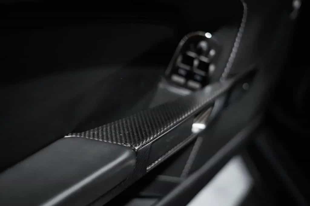 Aston Martin V12 Vantage - Manual - Full Service History 11/2009-photo-9