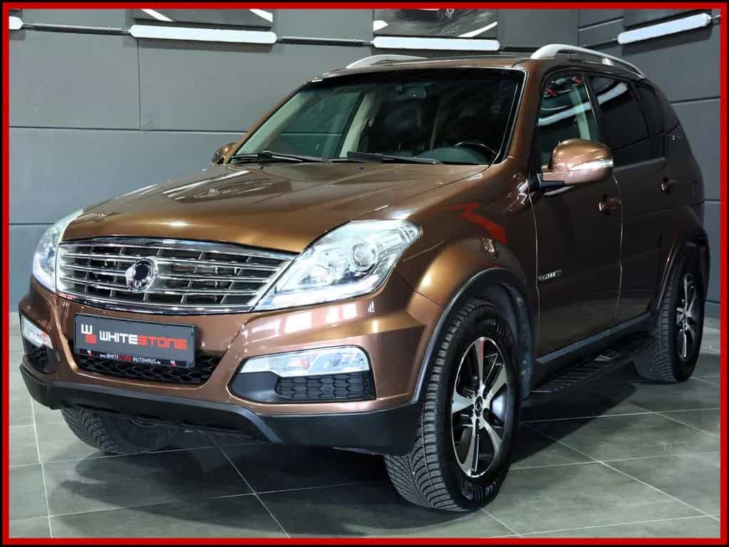 Ssangyong REXTON W Sapphire 4x4 Aut / GARANTIE / AHK 2,6 09/2015-photo-5