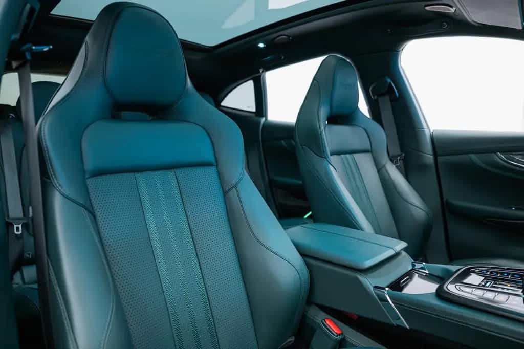 Aston Martin DBX 4.0 V8 DBX707 25MY Full Options Bowers & Wilkins 08/2024-photo-12