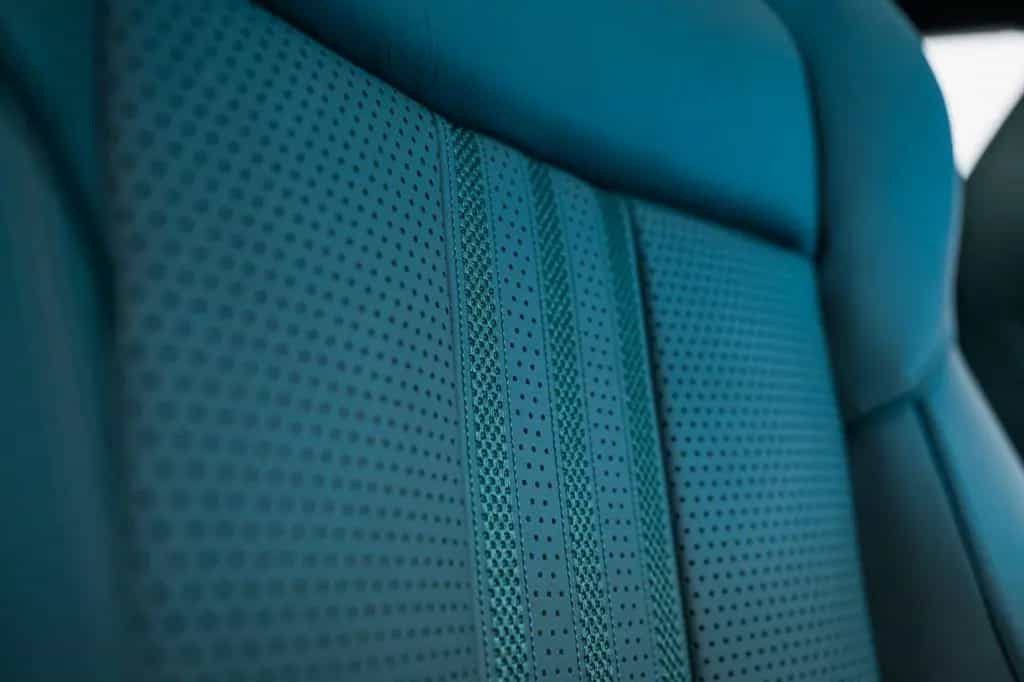 Aston Martin DBX 4.0 V8 DBX707 25MY Full Options Bowers & Wilkins 08/2024-photo-15