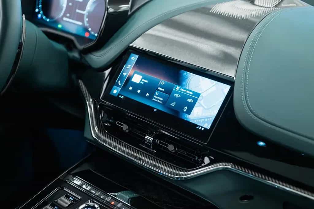 Aston Martin DBX 4.0 V8 DBX707 25MY Full Options Bowers & Wilkins 08/2024-photo-19