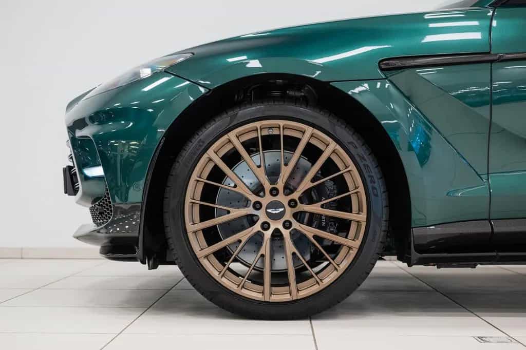 Aston Martin DBX 4.0 V8 DBX707 25MY Full Options Bowers & Wilkins 08/2024-photo-24