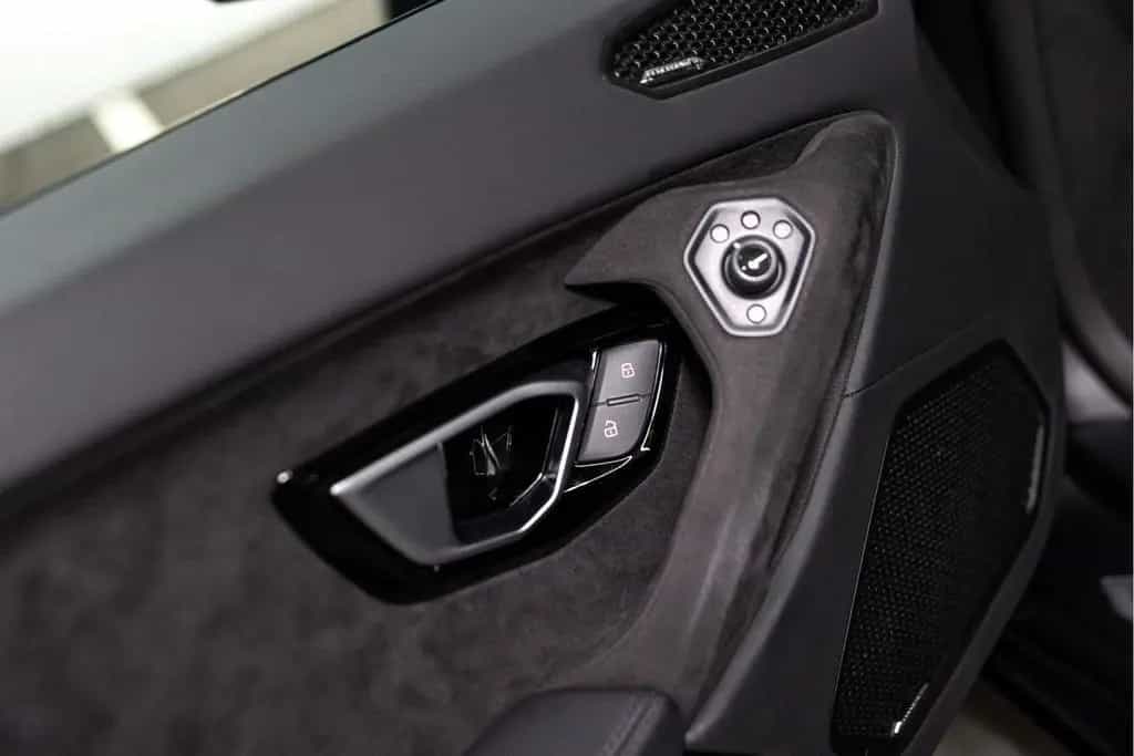 Lamborghini Huracán Sterrato MY2023 08/2023-photo-13