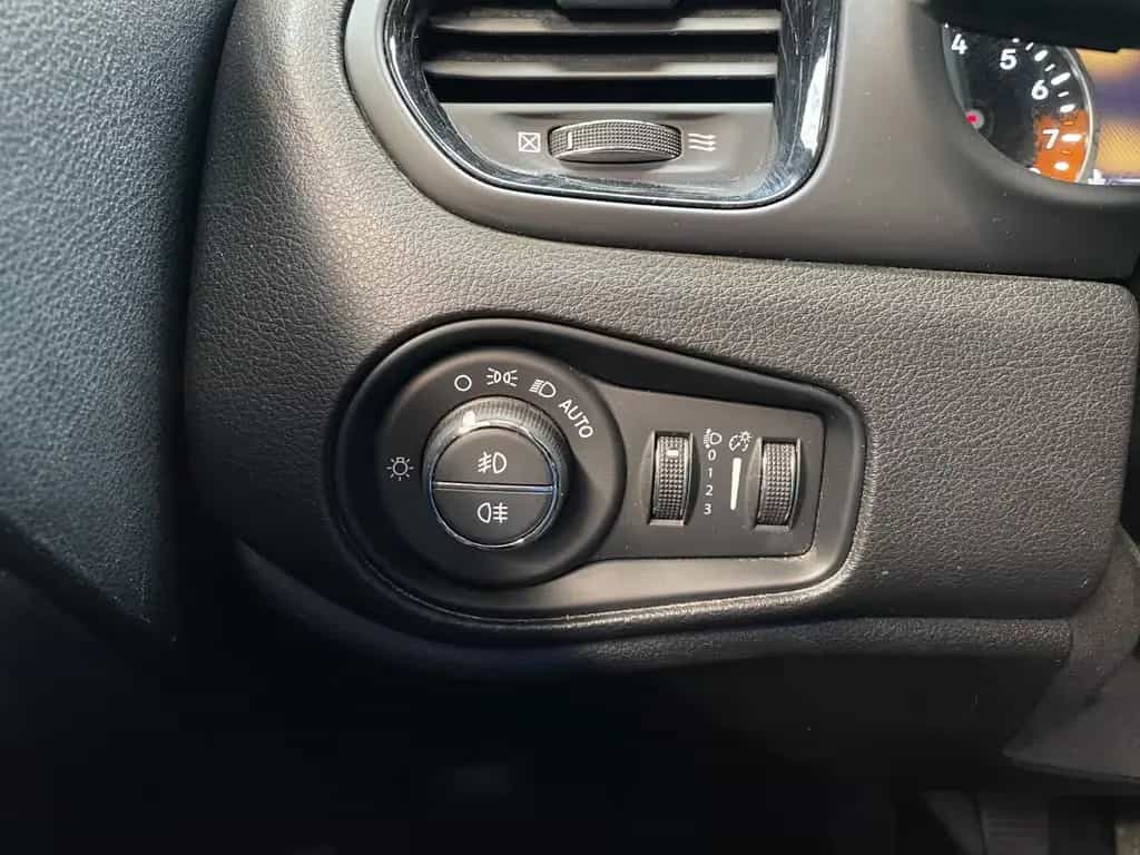 Jeep Renegade Limited FWD el.Sitze UPE ca. 28.000€ 10/2017-photo-17
