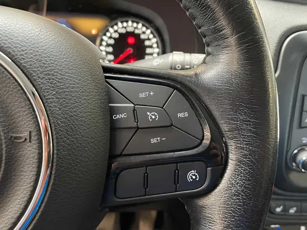 Jeep Renegade Limited FWD el.Sitze UPE ca. 28.000€ 10/2017-photo-19