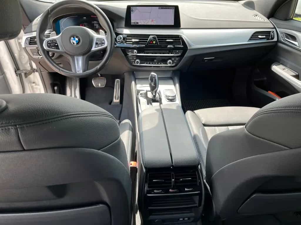 BMW 6 Series 630d xDrive Gran Turismo M-Paket Langstrecke 07/2019-photo-2