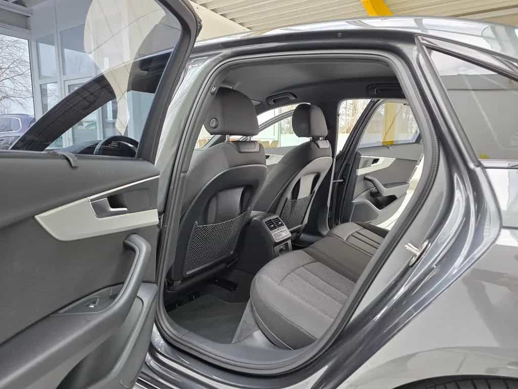 Audi A4 Limo 40 TDI quattro S Line LED OpktikSchwarz 02/2023-photo-14