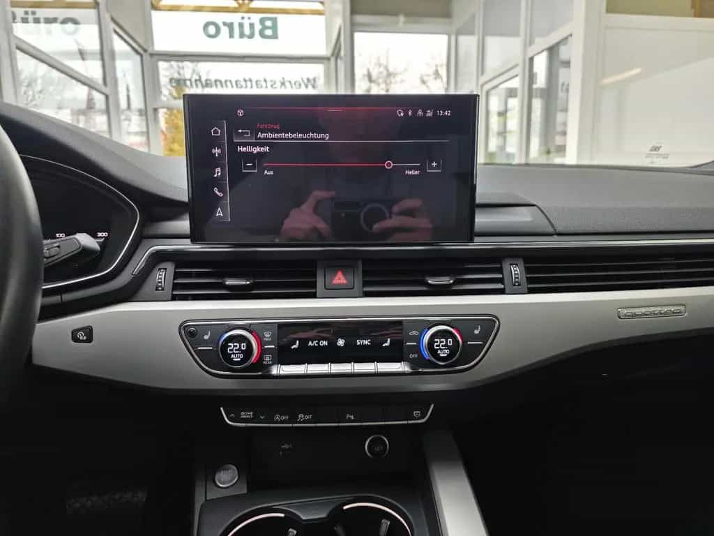 Audi A4 Limo 40 TDI quattro S Line LED OpktikSchwarz 02/2023-photo-33