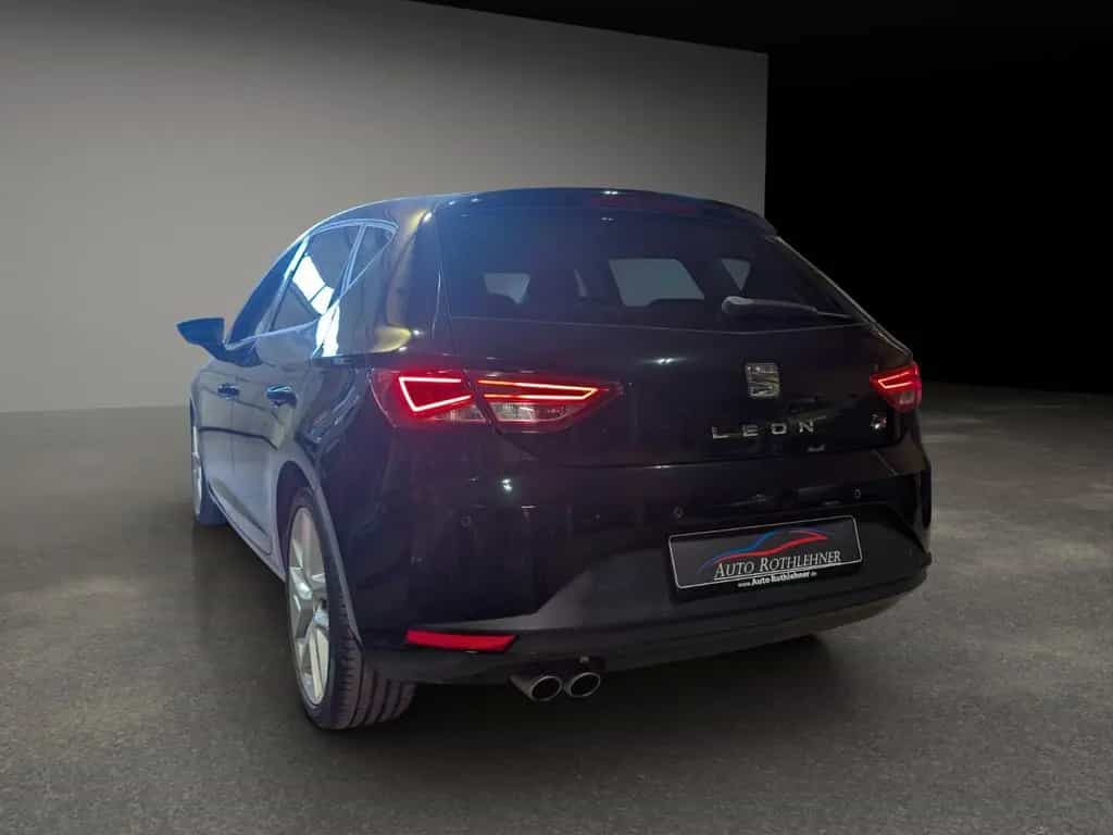 Seat Leon FR 1.4 TSi*NAV*LED*TÜV+Service Neu*Garantie 02/2015-photo-2