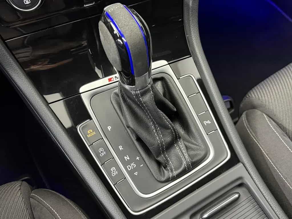 Volkswagen Golf R|4Motion|Active-Info|Akra|DYNAUDIO|DCC| 02/2019-photo-19