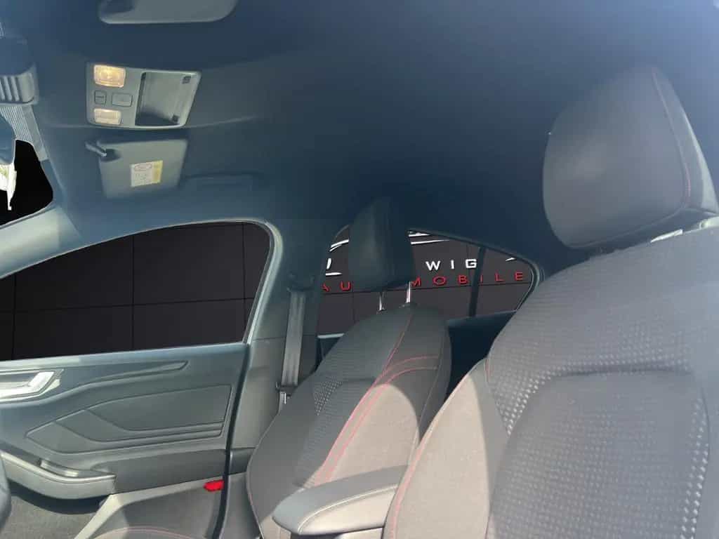 Ford Focus Lim. ST-Line / AUTOMATIK / LED / ACC / TOP 12/2019-photo-11