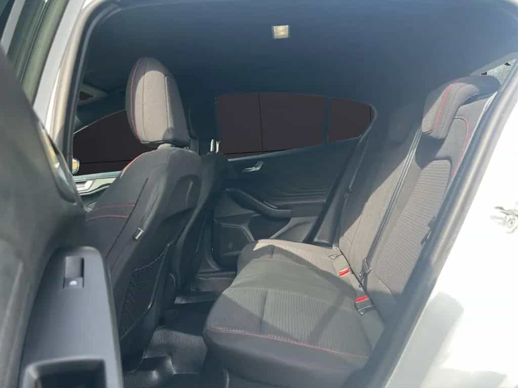 Ford Focus Lim. ST-Line / AUTOMATIK / LED / ACC / TOP 12/2019-photo-13