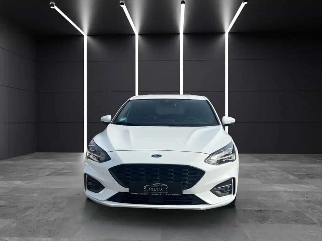Ford Focus Lim. ST-Line / AUTOMATIK / LED / ACC / TOP 12/2019-photo-1