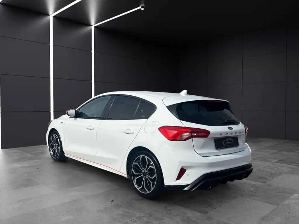 Ford Focus Lim. ST-Line / AUTOMATIK / LED / ACC / TOP 12/2019-photo-6