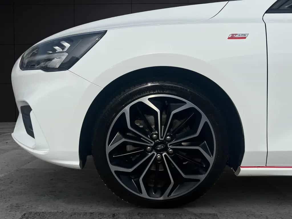 Ford Focus Lim. ST-Line / AUTOMATIK / LED / ACC / TOP 12/2019-photo-8