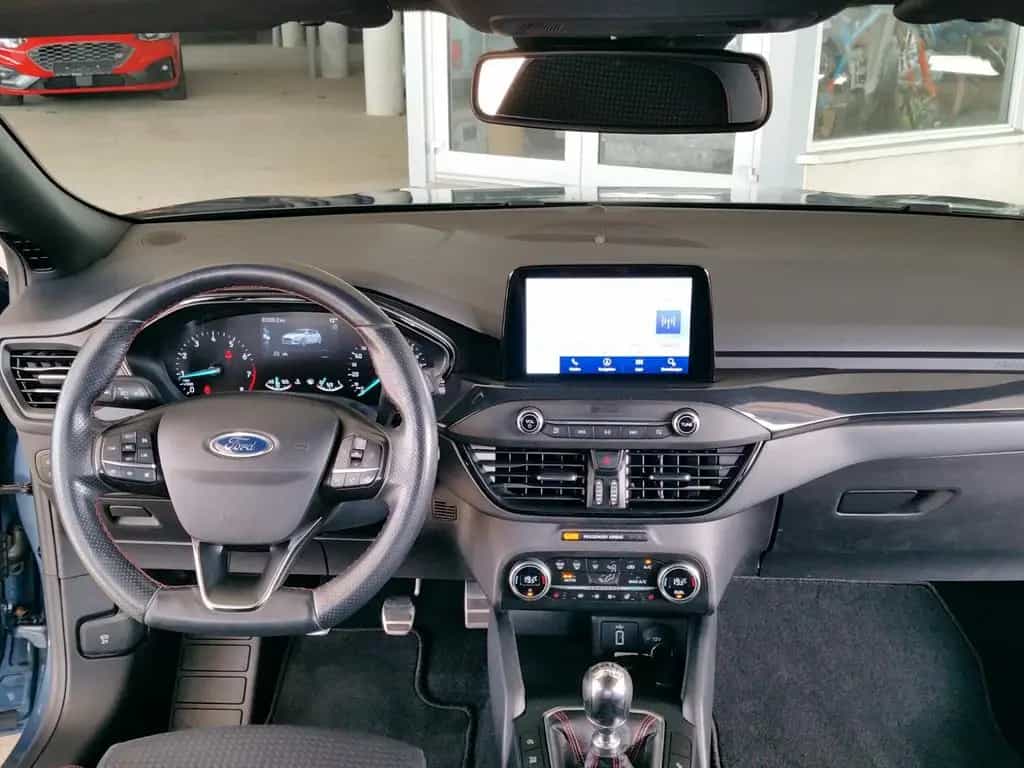 Ford Focus ST-Line Navi Kamera LED B&O 18"-LM Winterp 12/2019-photo-4
