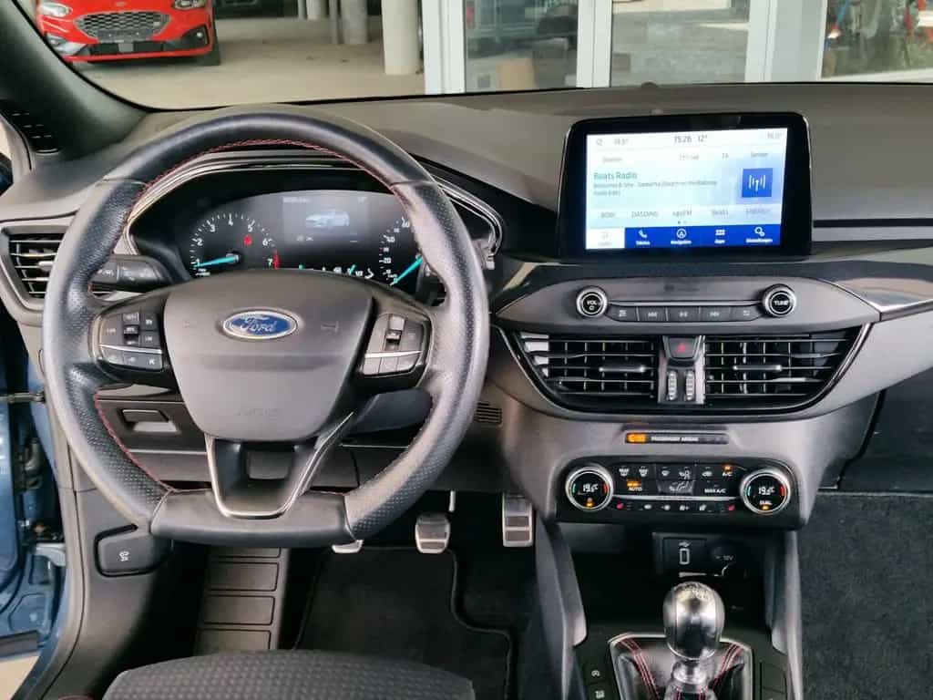 Ford Focus ST-Line Navi Kamera LED B&O 18"-LM Winterp 12/2019-photo-5