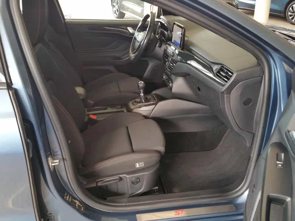 Ford Focus ST-Line Navi Kamera LED B&O 18"-LM Winterp 12/2019-photo-9
