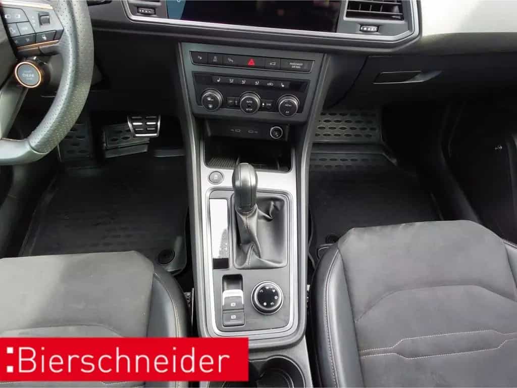 Cupra Ateca VZ 4Drive DSG AHK eHeck Top View FaPa LED 12/2023-photo-15