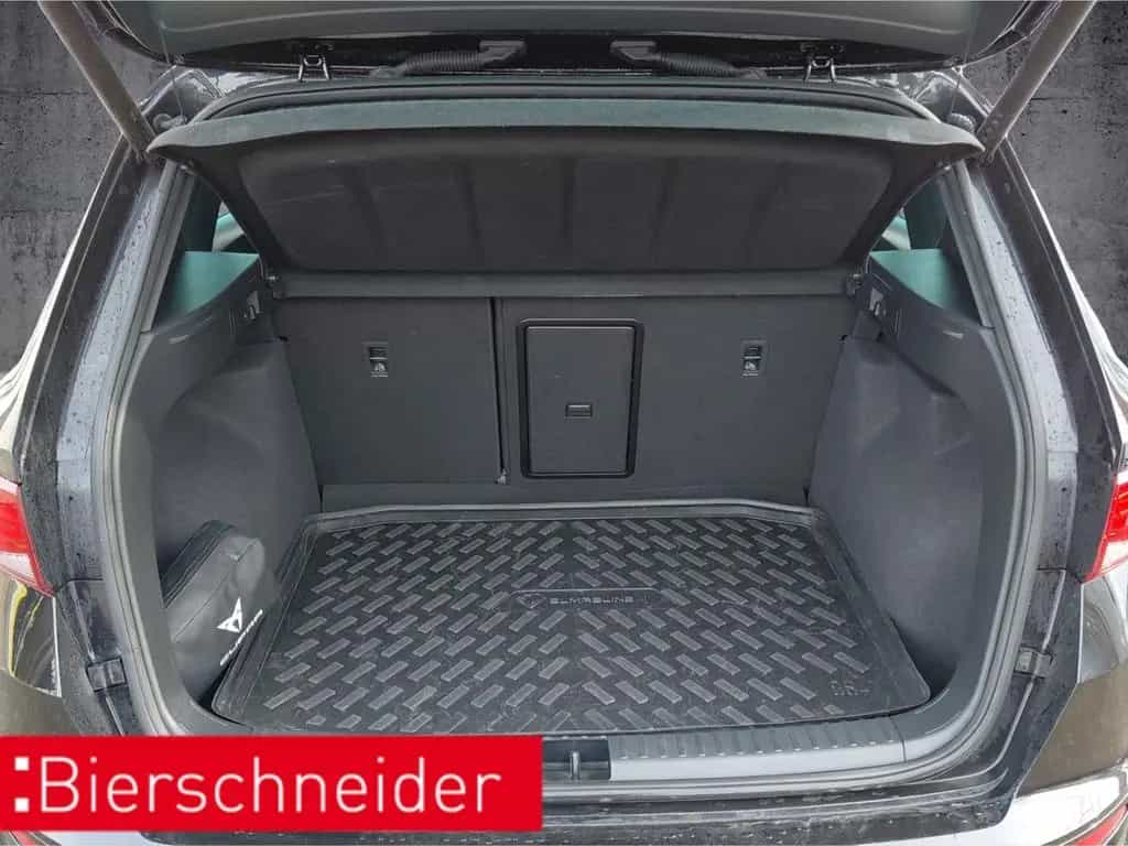 Cupra Ateca VZ 4Drive DSG AHK eHeck Top View FaPa LED 12/2023-photo-21