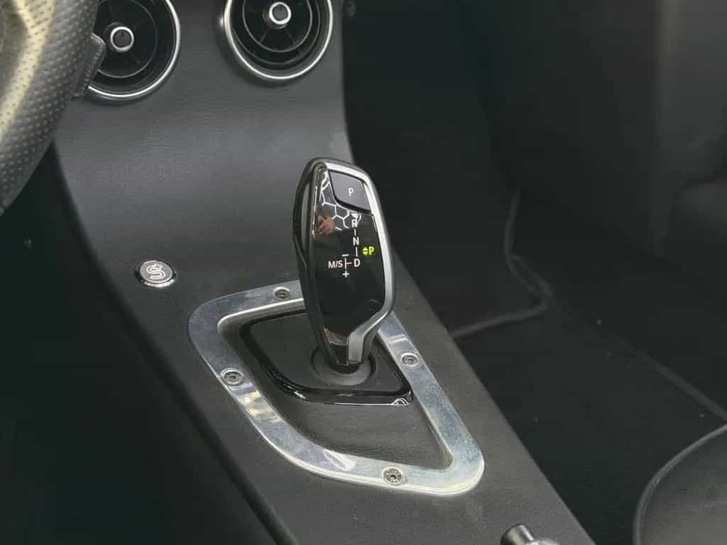 Morgan Plus 6 PLUS SIX AUTOMATIK LED KLIMA LEDER 1-HAND 05/2020-photo-13