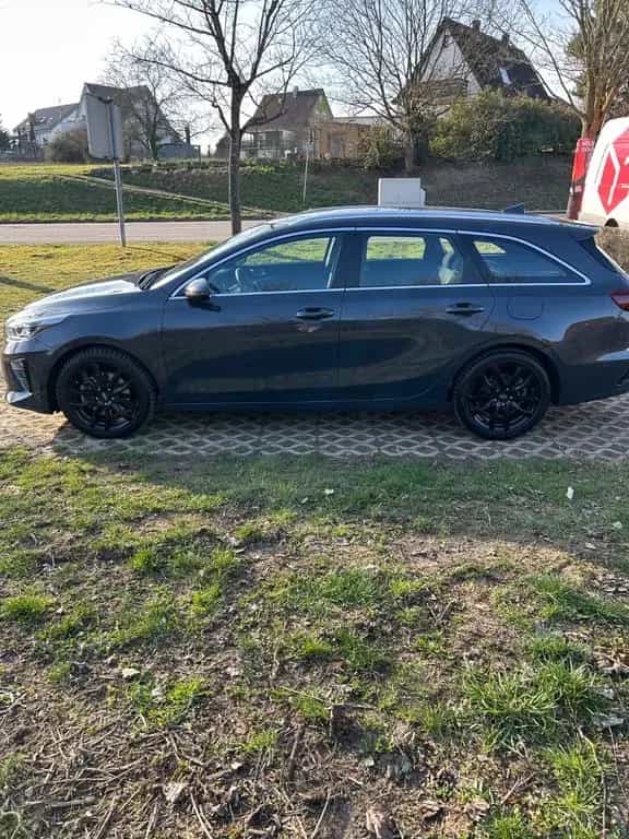 Kia Ceed Sportswagon 1.4 T-GDI DCT Spirit Sport... 10/2020-photo-1
