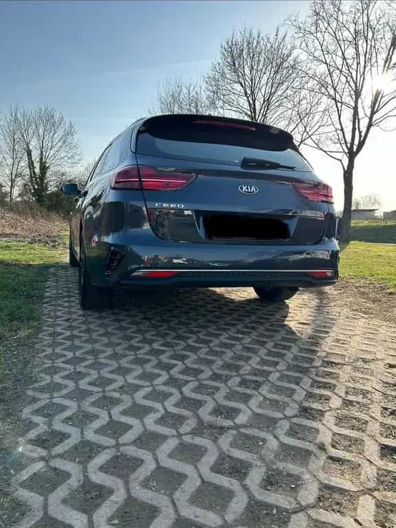 Kia Ceed Sportswagon 1.4 T-GDI DCT Spirit Sport... 10/2020-photo-4