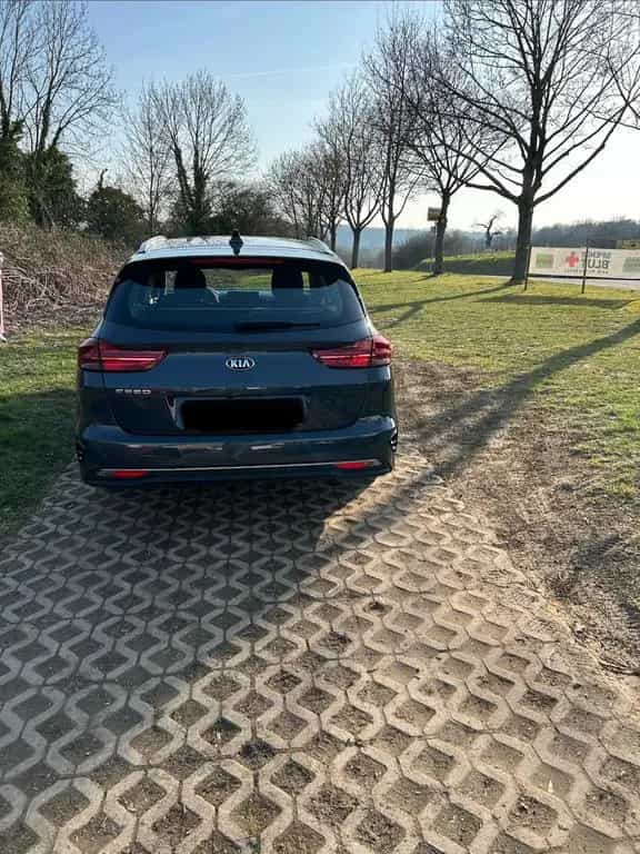 Kia Ceed Sportswagon 1.4 T-GDI DCT Spirit Sport... 10/2020-photo-6