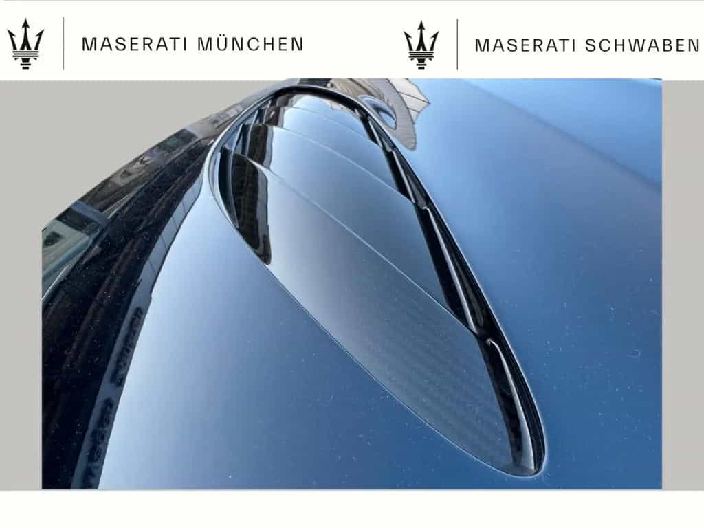 Aston Martin DBS ULTIMATE - Der ultimative Ausdruck von Kraft 08/2025-photo-18