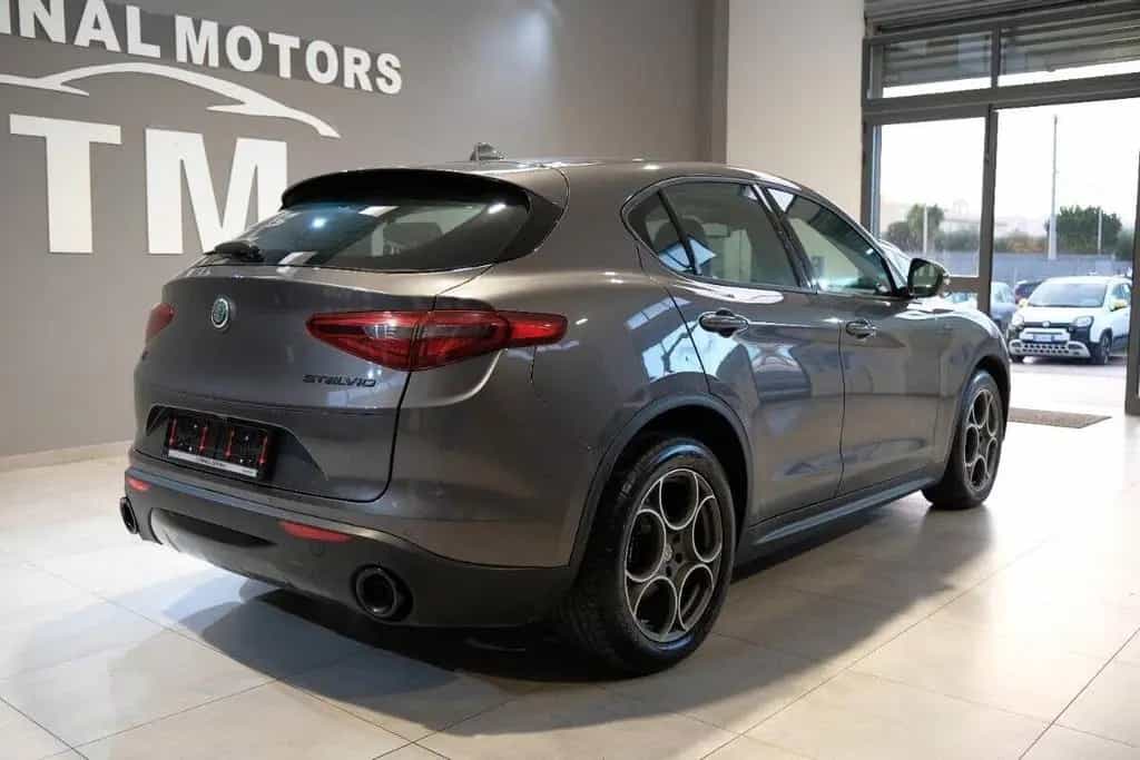 Alfa Romeo Stelvio 2.2 Turbodiesel 190 CV AT8 Q4 01/2021-photo-4