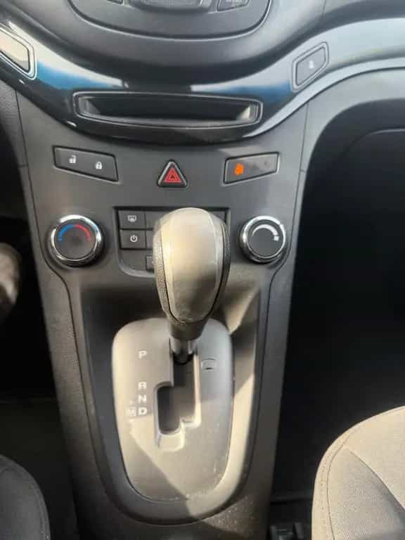 Chevrolet Orlando LT+ TÜV NEU*AUTOMATIK*7SITZER 05/2012-photo-11