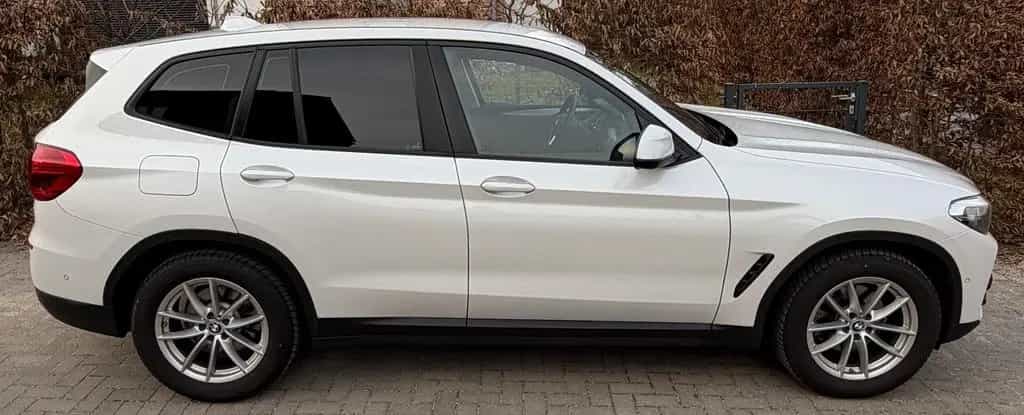 BMW X3 xDrive20d Automatik | LED | Navi | Sitzhe 08/2021-photo-3