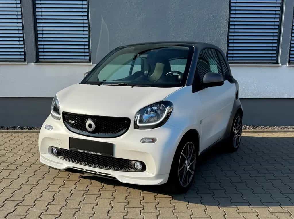 Smart ForTwo 109PS*ORIGINAL BRABUS*PANO*LEDER*JBL*NAVI 09/2017-photo-2