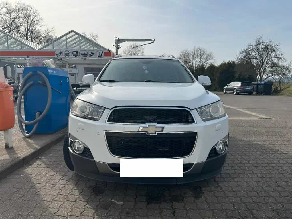 Chevrolet Captiva 2.2TD LT FWD 7-Sitzer LT 02/2013-photo-0