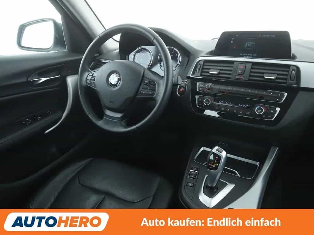 BMW 1 Series 118i Advantage Aut.*NAVI*LED*TEMPO*PDC* 06/2019-photo-11