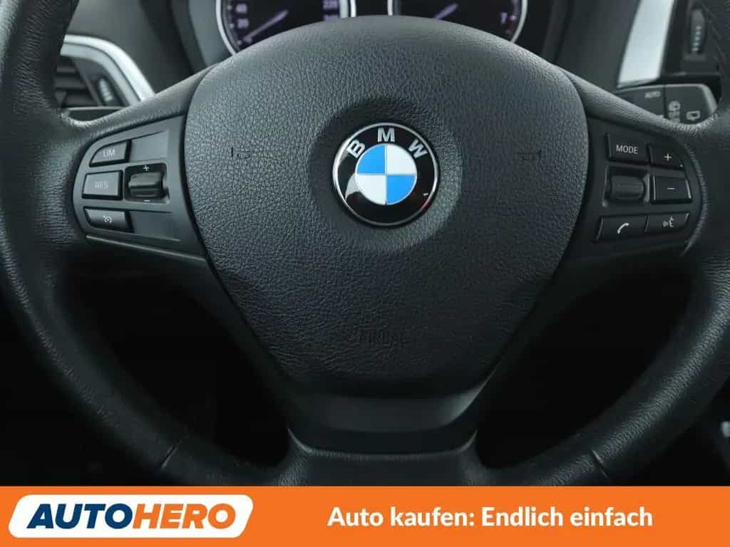 BMW 1 Series 118i Advantage Aut.*NAVI*LED*TEMPO*PDC* 06/2019-photo-17