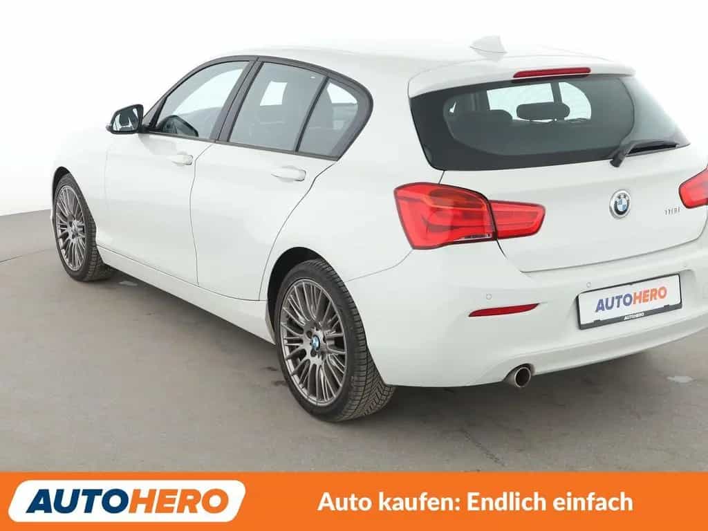 BMW 1 Series 118i Advantage Aut.*NAVI*LED*TEMPO*PDC* 06/2019-photo-2