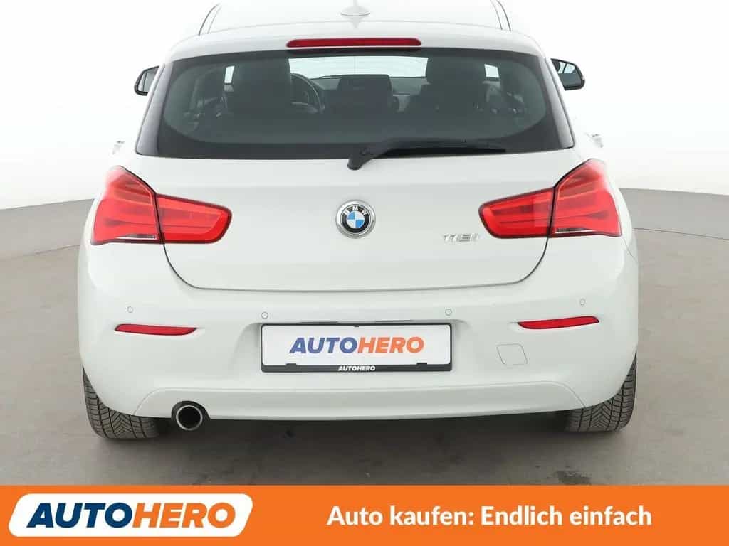 BMW 1 Series 118i Advantage Aut.*NAVI*LED*TEMPO*PDC* 06/2019-photo-3