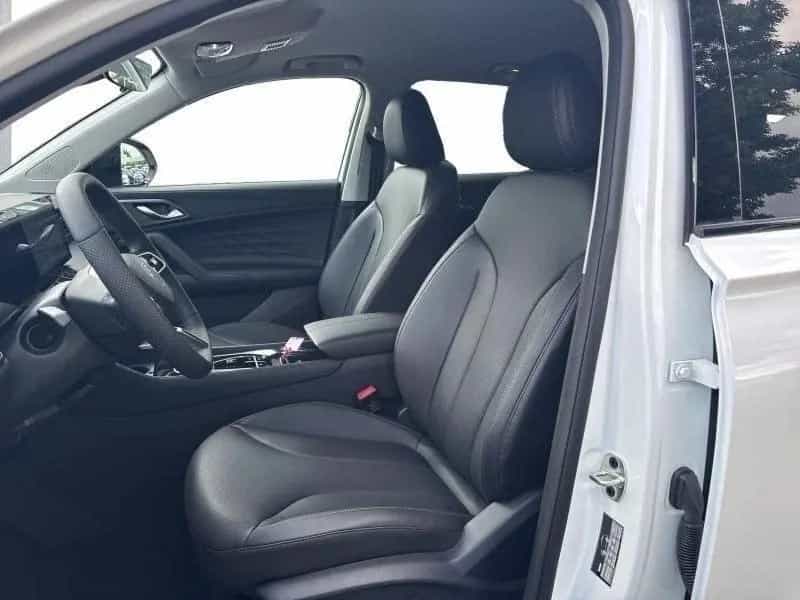 MG HS 1.5 T GDI 125 kW Luxury 05/2025-photo-3