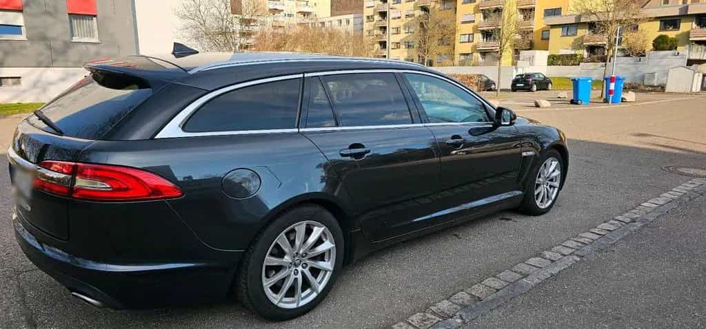 Jaguar XF 2.2 Diesel TÜV 12/26 neue Re... 01/2013-photo-4