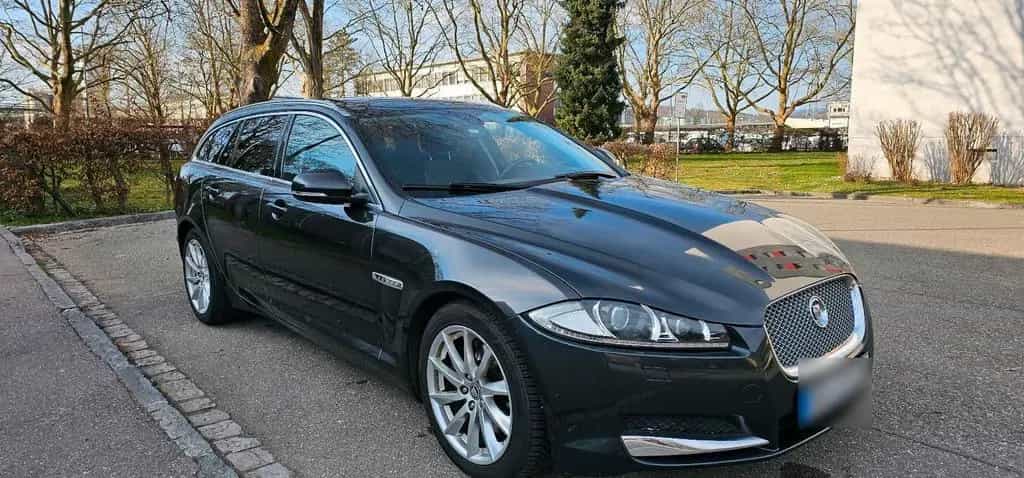 Jaguar XF 2.2 Diesel TÜV 12/26 neue Re... 01/2013-photo-5