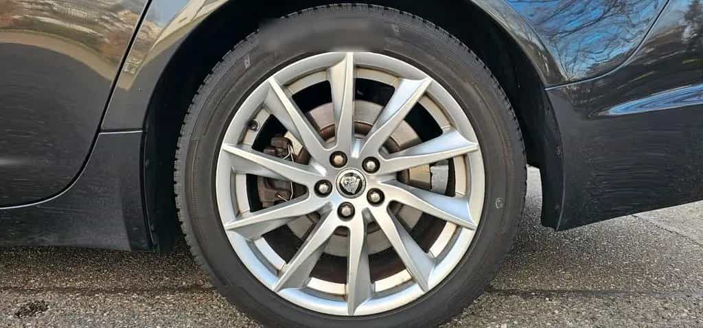 Jaguar XF 2.2 Diesel TÜV 12/26 neue Re... 01/2013-photo-9